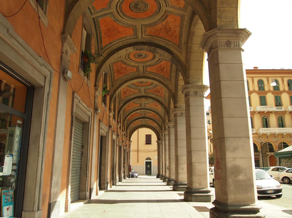 Il Portico - La Spezia To Go 5Terre公寓 外观 照片
